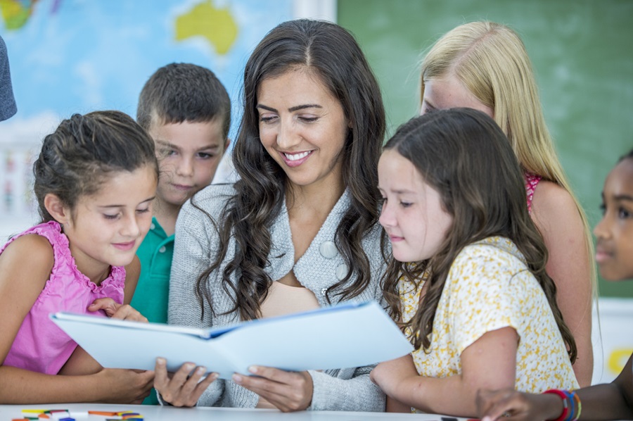 personal gift to teacher a drawing book